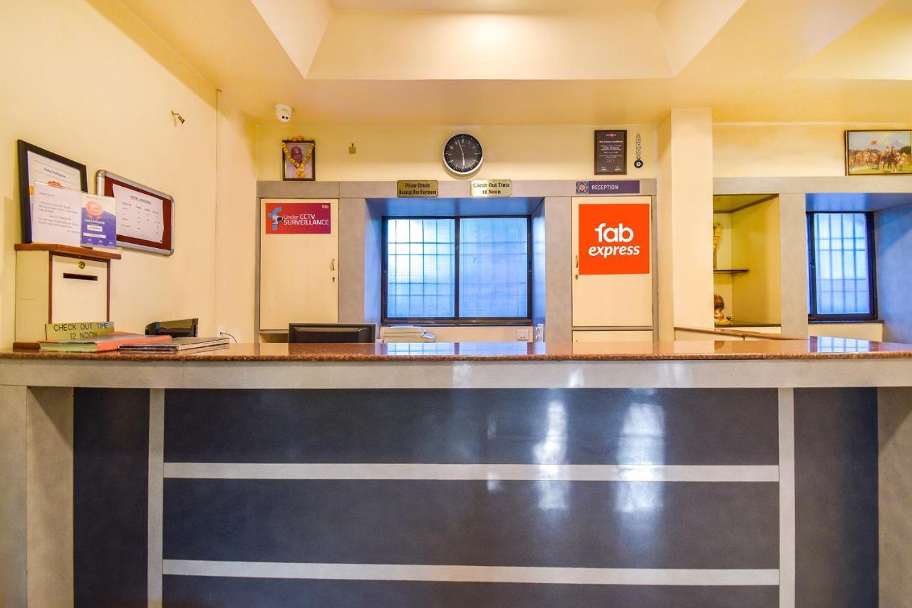 פונה Hotel Ashiyana מראה חיצוני תמונה