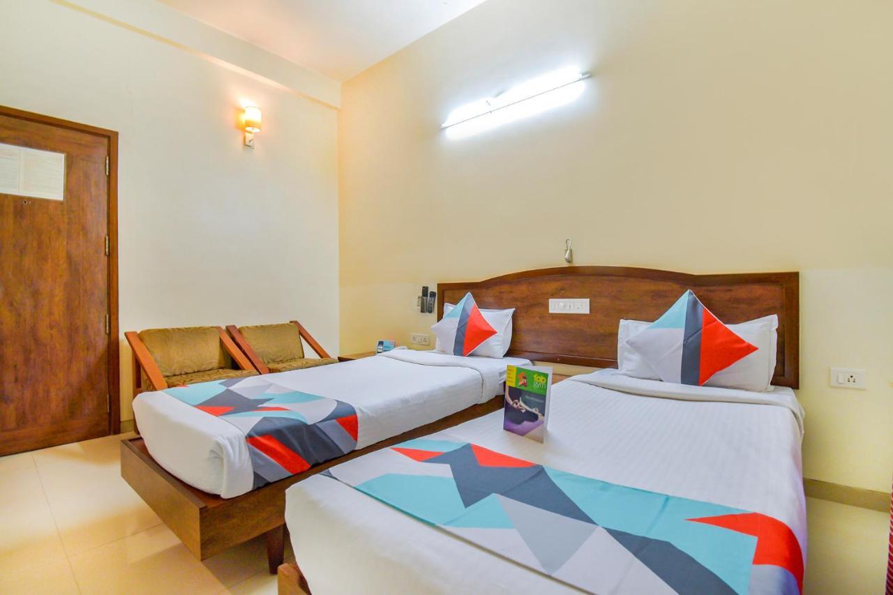 פונה Hotel Ashiyana מראה חיצוני תמונה