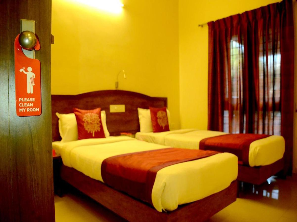 פונה Hotel Ashiyana מראה חיצוני תמונה